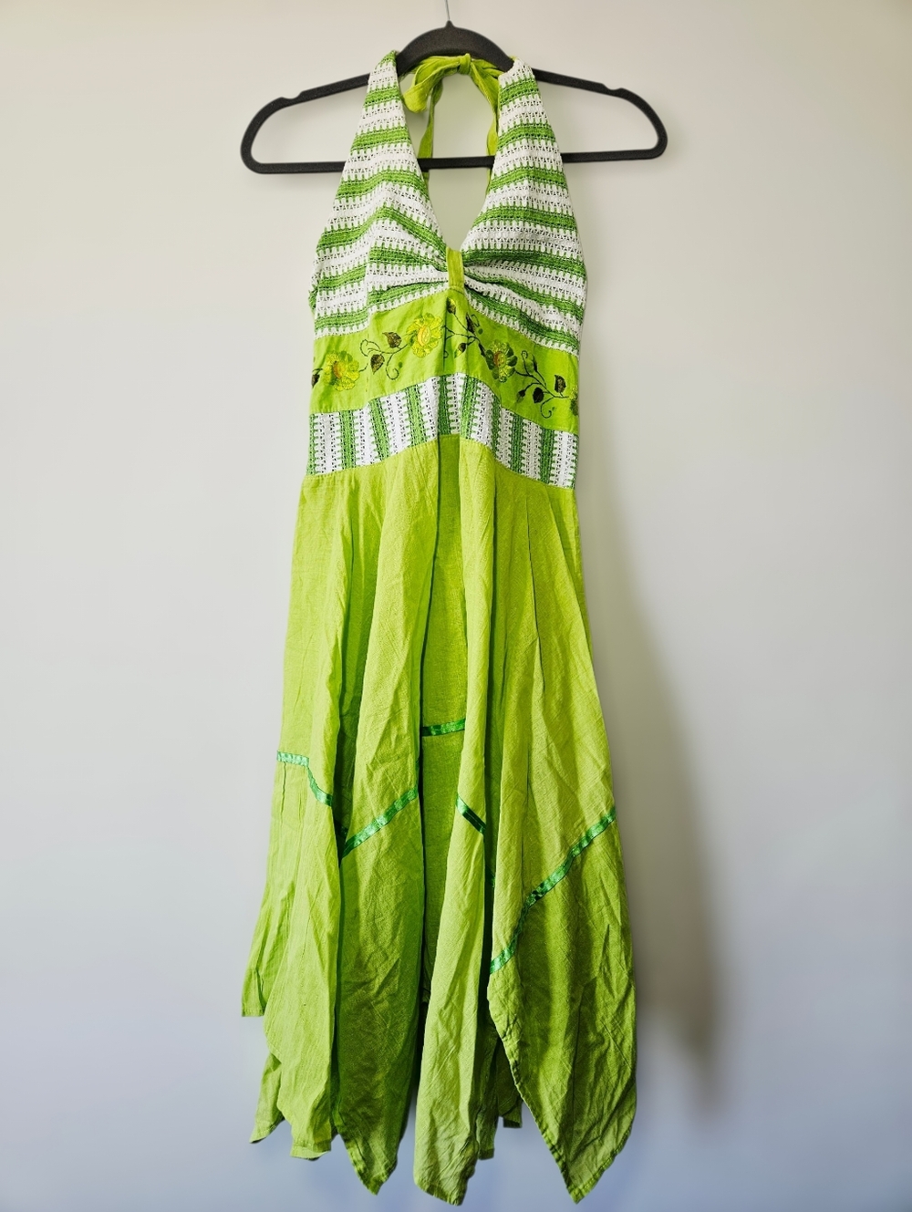 Fairycore Boho Hankerchief Dress Size S Floral Green Garden Fairy Whimsical - Picture 2 of 4